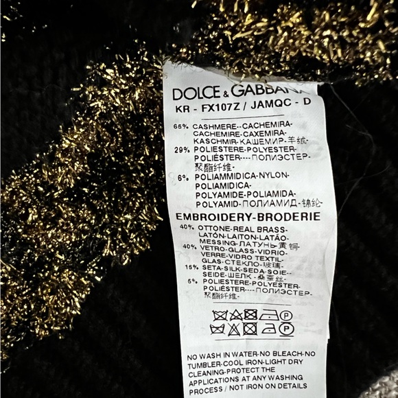 DOLCE&GABBANA
Cashmere blends
Black and gold sweater - Picture 8 of 13